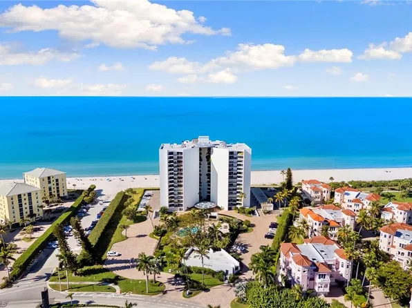 3951 Gulf Shore BLVD N #205, NAPLES, FL 34103