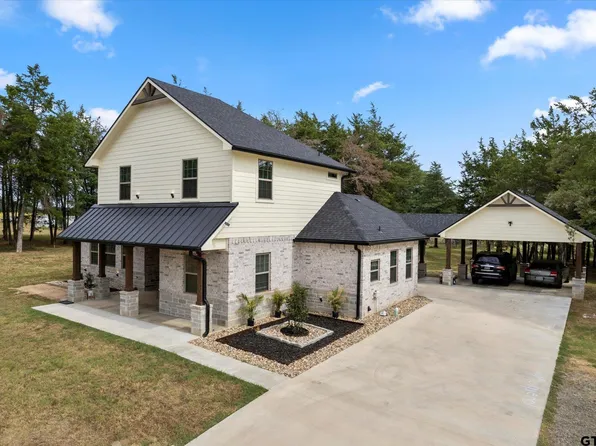 121 County Road 4810, Mount Pleasant, TX 75455