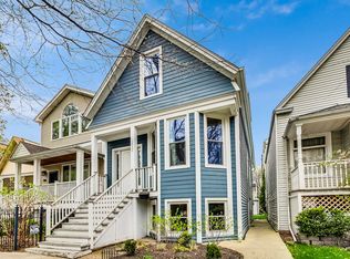 1934 W Wellington Ave, Chicago, IL 60657