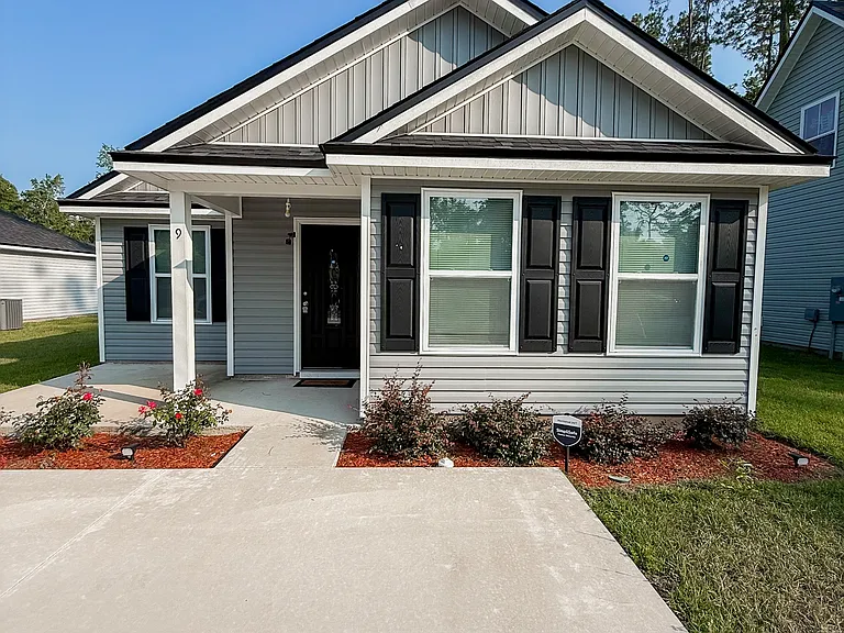 9 Sudai St — Photo 1