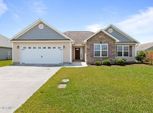 602 Arabella Dr, Jacksonville, NC 28546