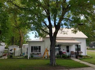 501 Maple St, Thedford, NE 69166