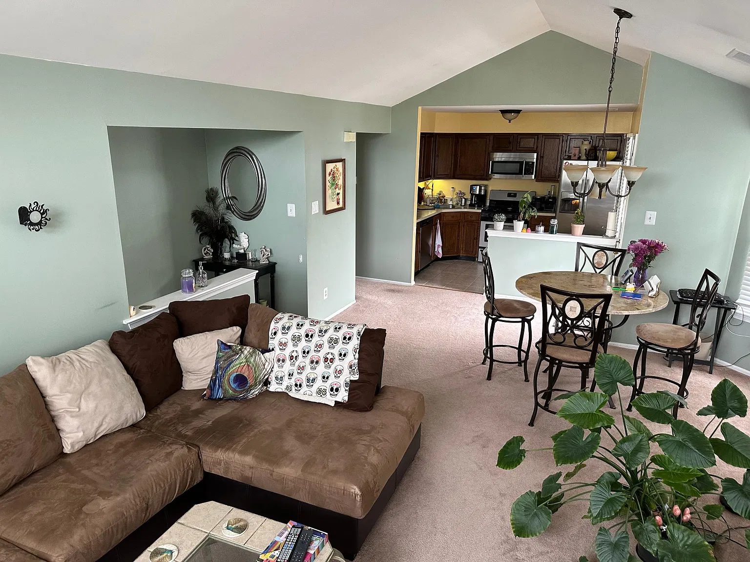 2 bed, 1200 sqft, $2,950 — Photo 2