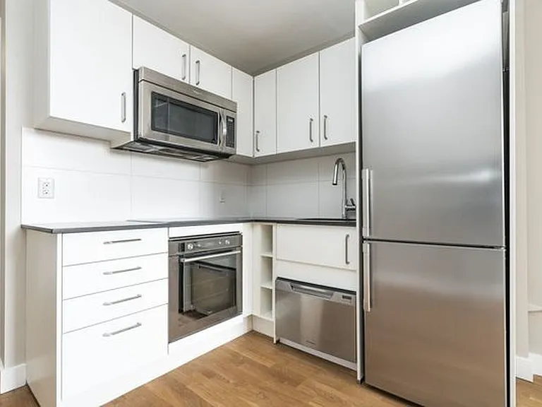 798 Richmond St W — Photo 34
