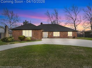 17005 Westland Ave, Southfield, MI