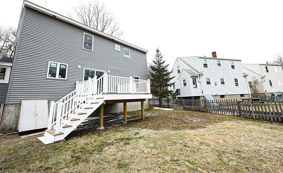 2nd image of 120 Windham Rd