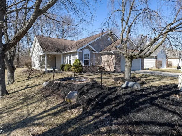 1402 Auburn Dr, Brownsburg, IN 46112