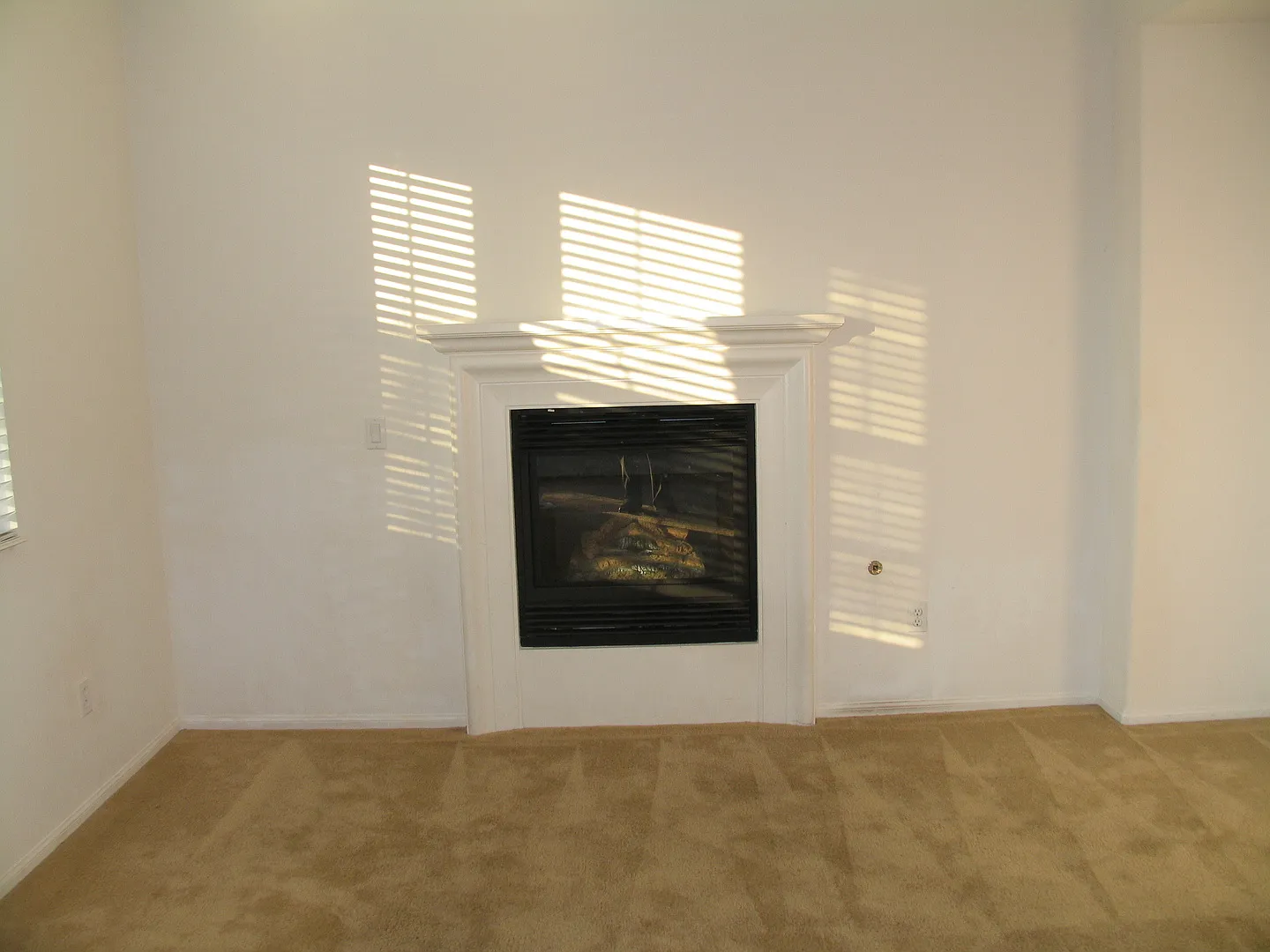 Lakside Condo Private Gated Community — Photo 3