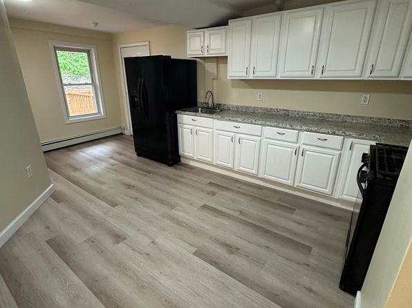 94 W Main St #5
