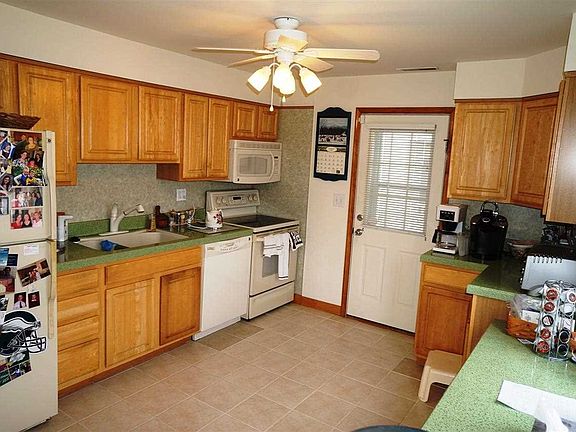 2nd image of 105 78th St