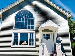 11 Greenwood Pl, Norwalk, CT 06854