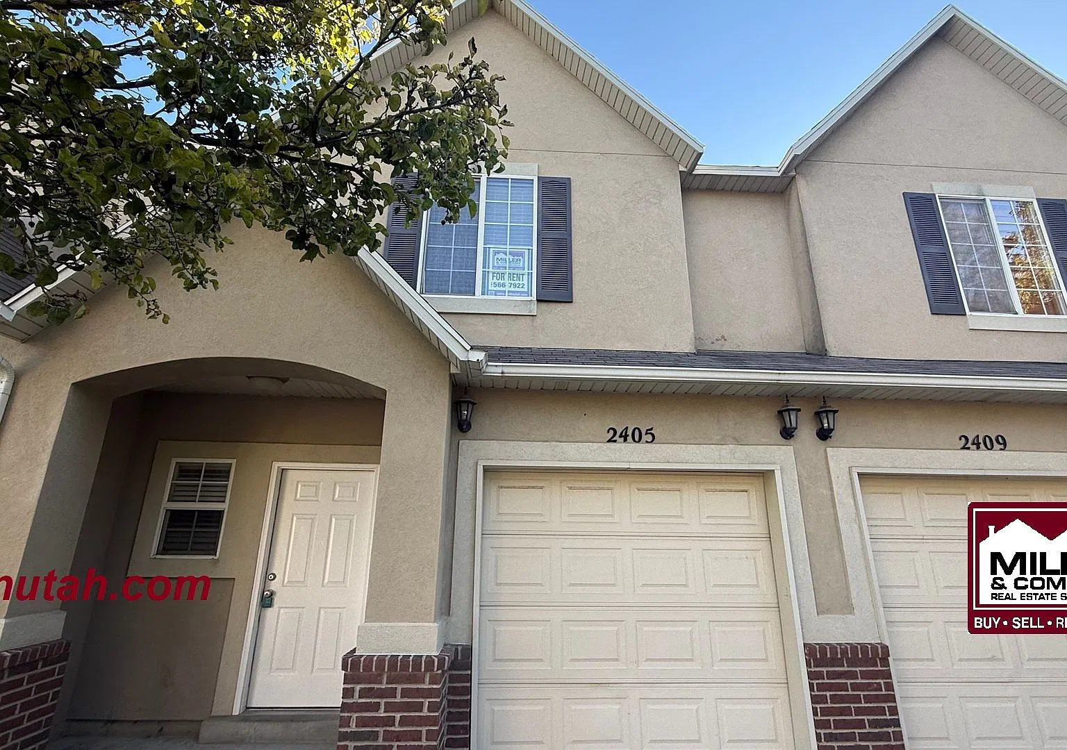 Cute Toewnhouse in a Gated Community — Photo 2
