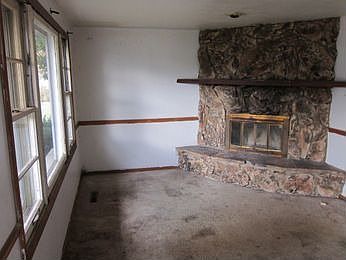 2nd image of 43 Alameda Dr
