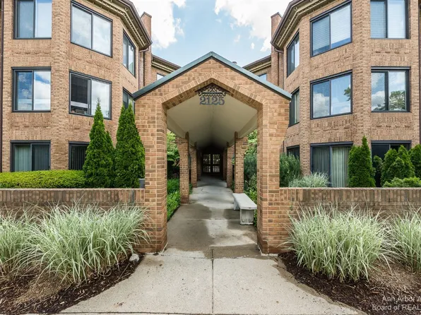 2125 Nature Cove Ct APT 206, Ann Arbor, MI 48104