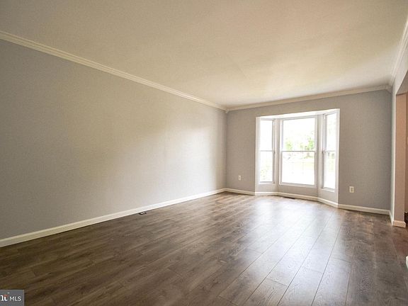 4th image of 137 Gentlebrook Rd