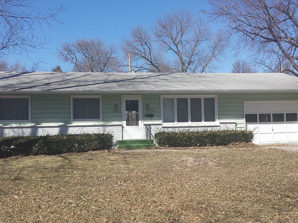 1st image of 957 Cherl Dr