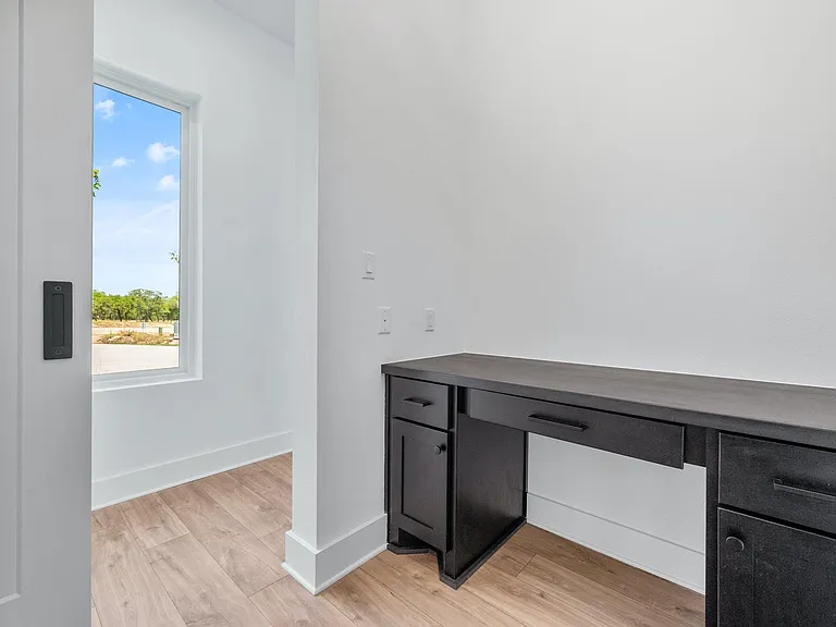 125 Stockman Dr — Photo 29