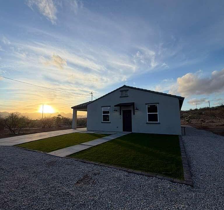 1st image of 324 Peru Ct