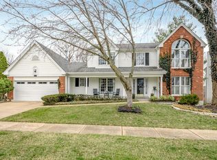 674 Carman Meadows Dr, Ballwin, MO