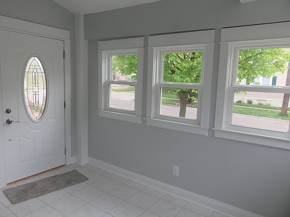2nd image of 600 Henry Ave SE