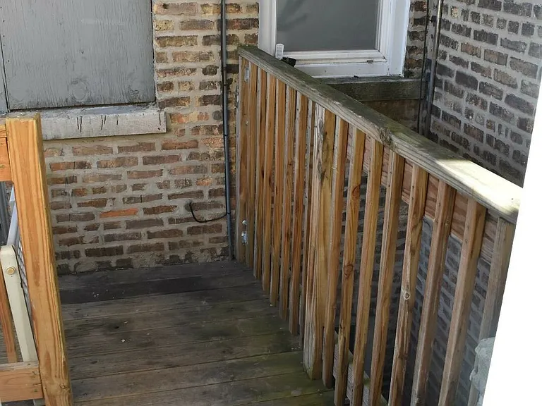 4047 N Mozart St #1E — Photo 8