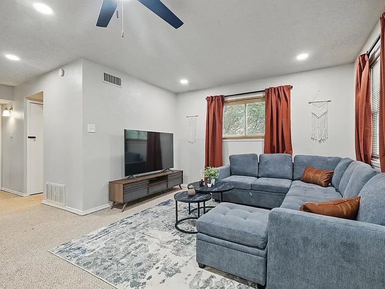 5830 Jester Dr — Photo 23