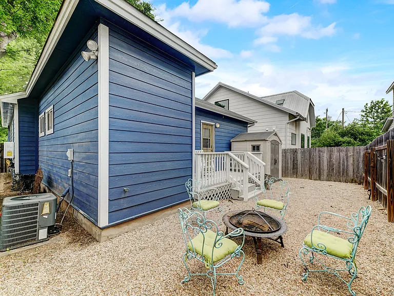 1302 Cedar Ave — Photo 34