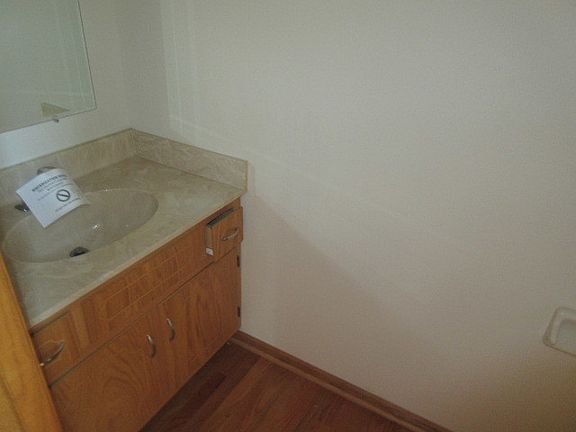 4th image of 5043 180th St