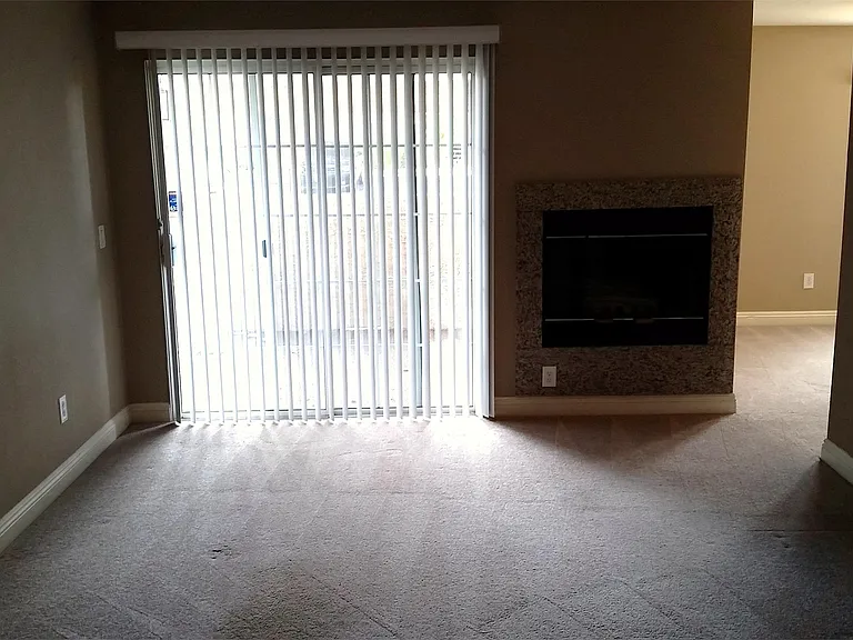6500 W Lake Mead Boulevardbuilding #A3 — Photo 4