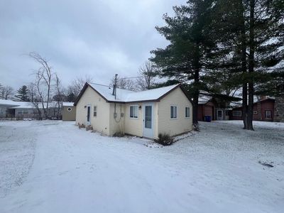 115 Ash St, Houghton Lake, MI, 48629