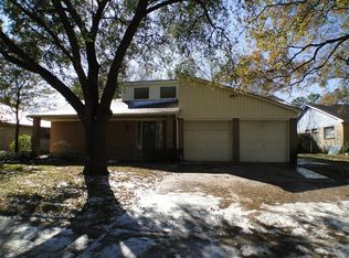 15654 Boulder Oaks Dr, Houston, TX 77084