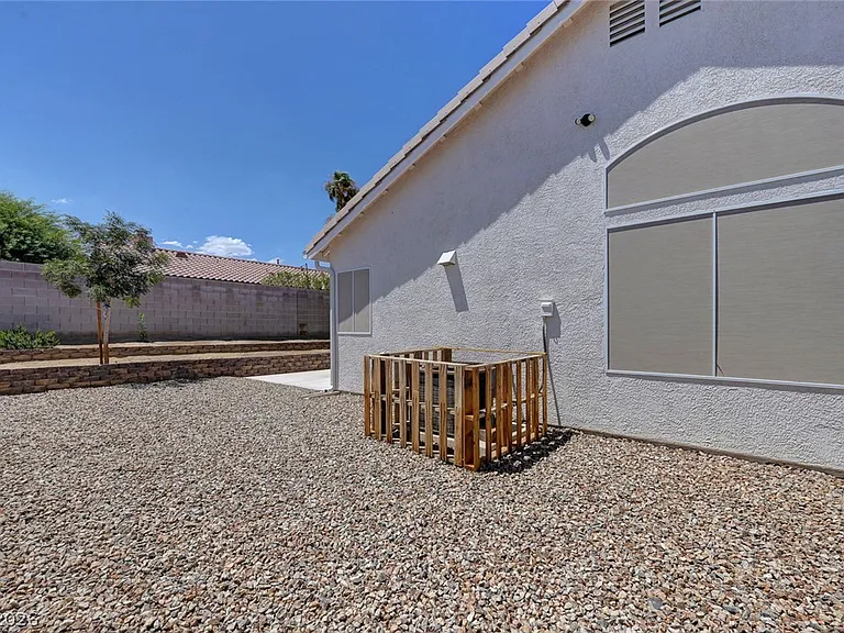 8863 Haviland Rd — Photo 41