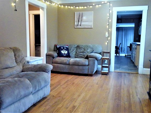 Living Room Looking Into Kitchen