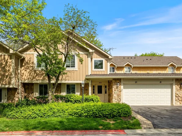 435 Sandpiper Ct APT A, Aurora, IL 60504