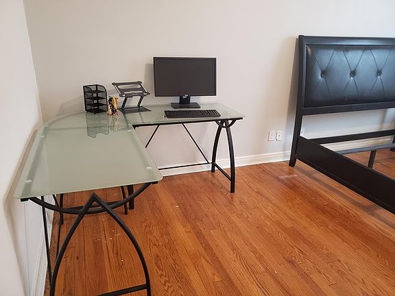 4th image of 6128 Wilshire Blvd #207
