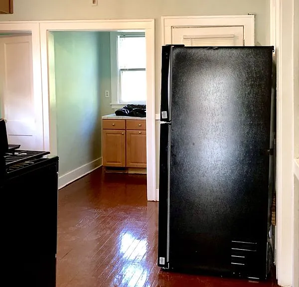 50 Pinewood Ave #2 — Photo 15