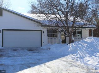 580 6th St SE, Cokato, MN 55321