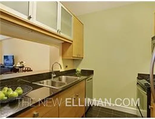 Rented by Douglas Elliman | media 25