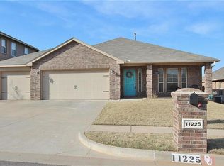 11225 NW 97th St, Yukon, OK 73099