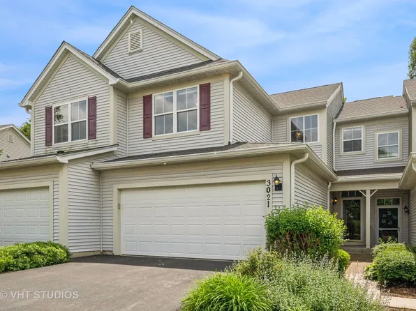 3021 Pleasant Plains Dr, Saint Charles, IL 60175