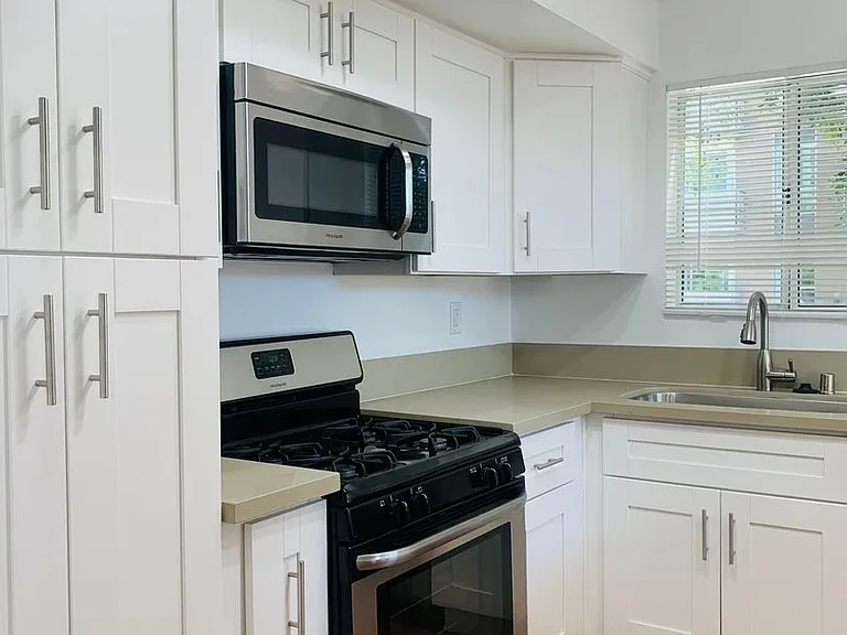 11263 Mississippi Ave — Photo 10