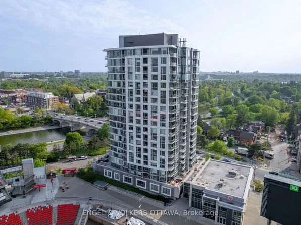 1035 Bank St #1103, Ottawa, ON K1S 5K3