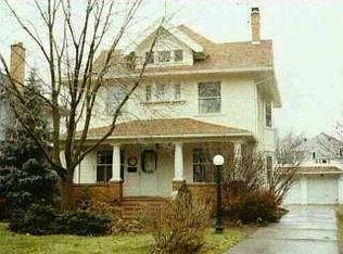 140 Princeton Dr, Toledo, OH 43614
