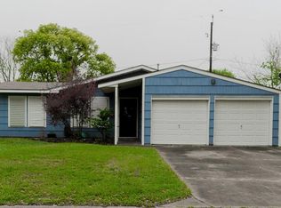 117 Albacore Ave, Galveston, TX 77550