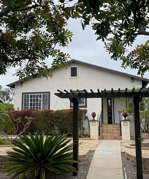 1614 Cypress Ave — Photo 18