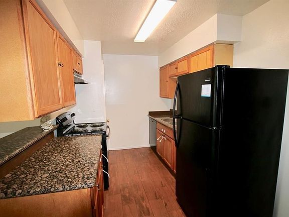 4th image of 12843 Clarewood Dr