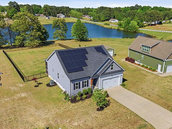 2nd image of 57 Regal Pond Dr