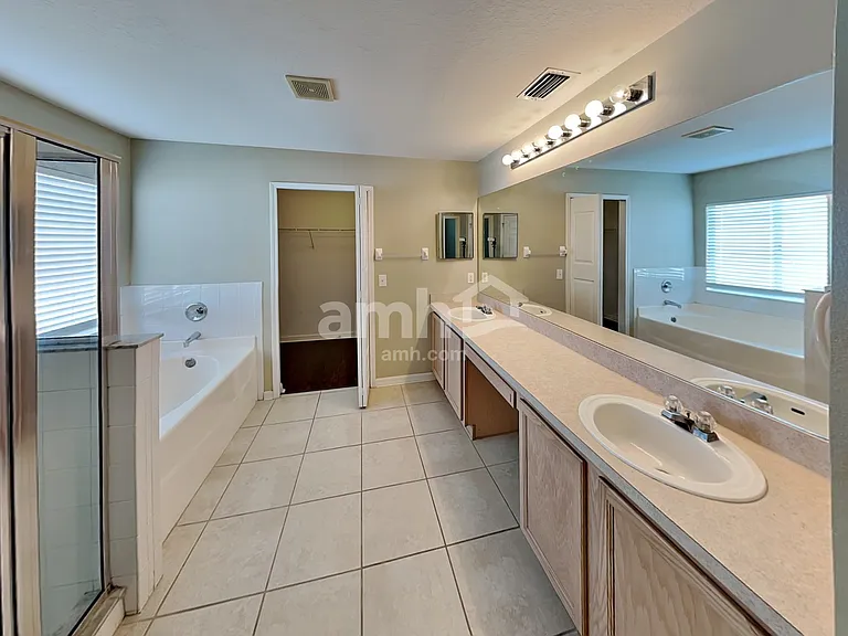 30907 Midtown Ct — Photo 9