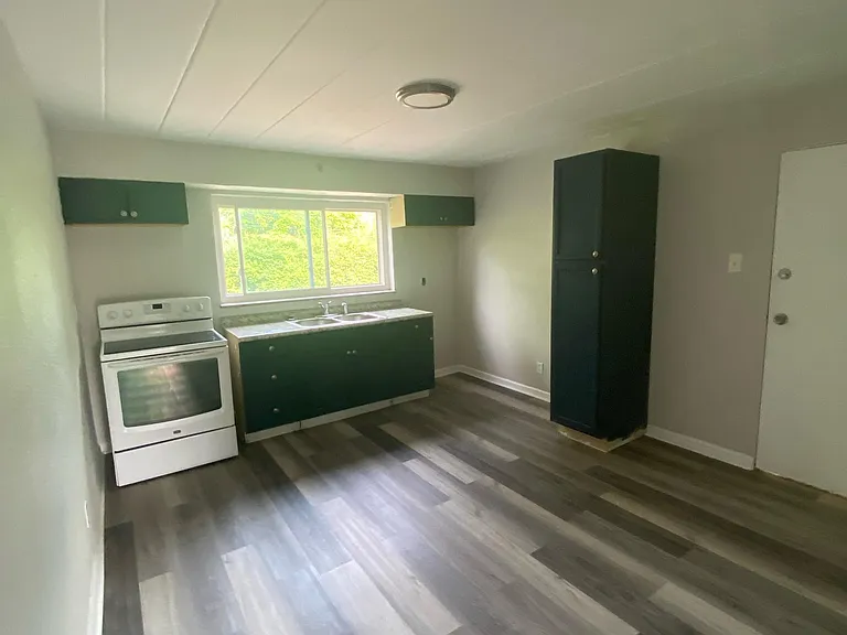 2331 Rugby Rd — Photo 7