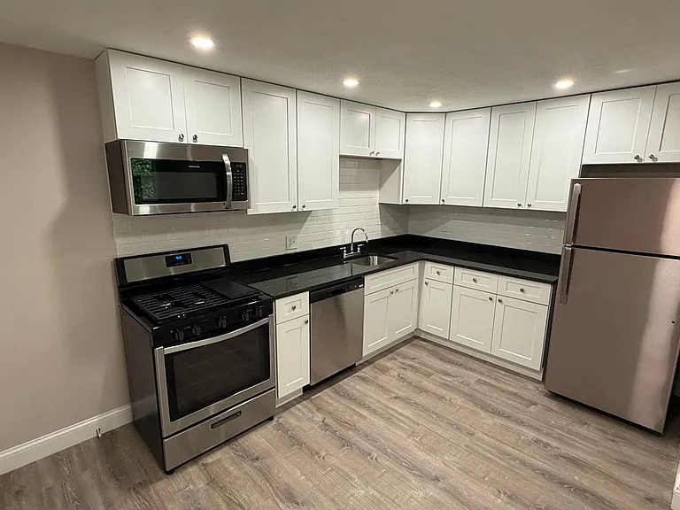 Upton St Apartments LLC — Photo 45